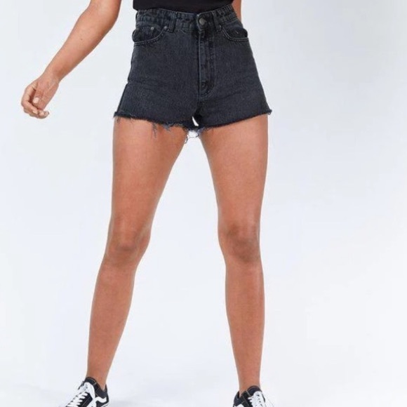 Urban Outfitters Super highrise 90s punk black denim shorts y2k summer bottoms - Picture 2 of 14